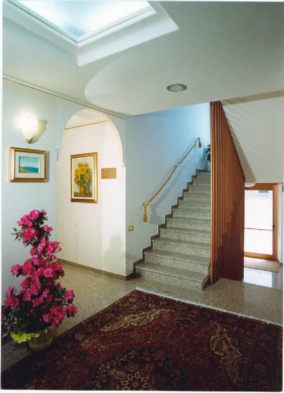 Hotel 2000 Fabriano Exterior photo