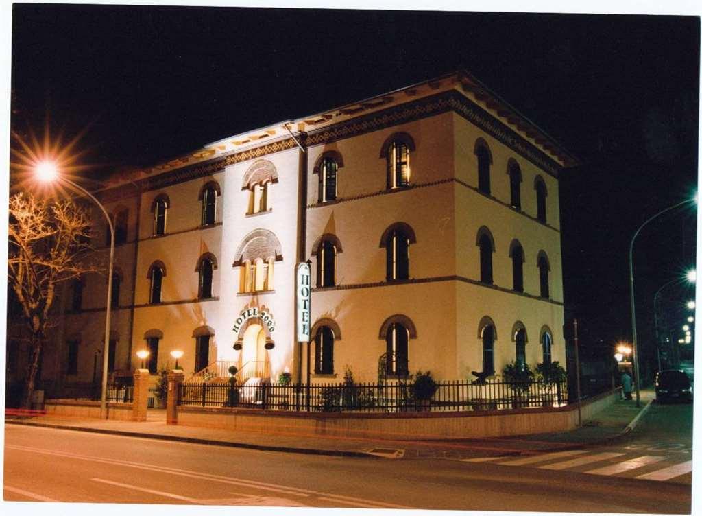 Hotel 2000 Fabriano Exterior photo
